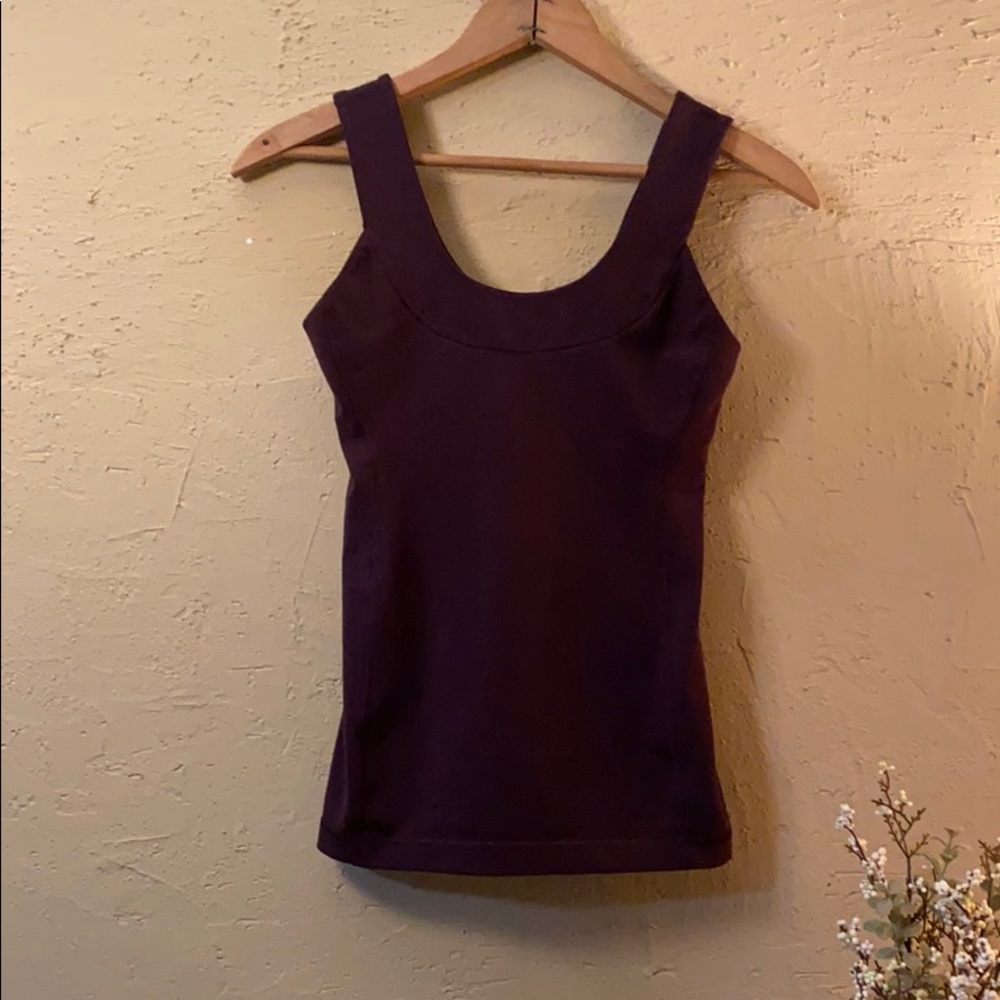 Lululemon top